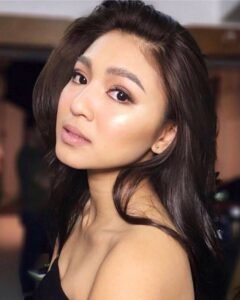 Read more about the article Nadine Lustre Beautiful Ang Kislap ng Hot51 sa Pilipinas