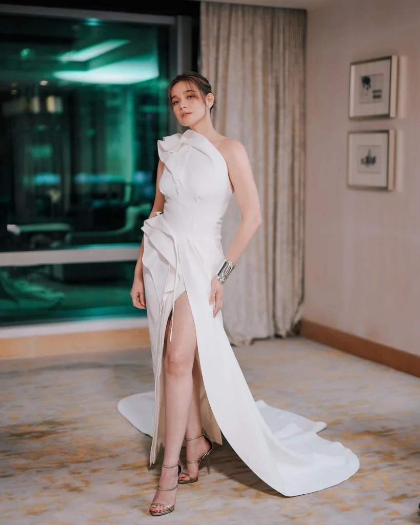 Bea Alonzo-Hot51live